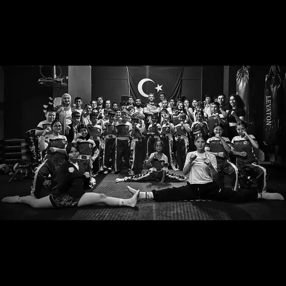 Ejderya Fight Club Haziran 2025 kuşak sınavı takım fotoğrafı